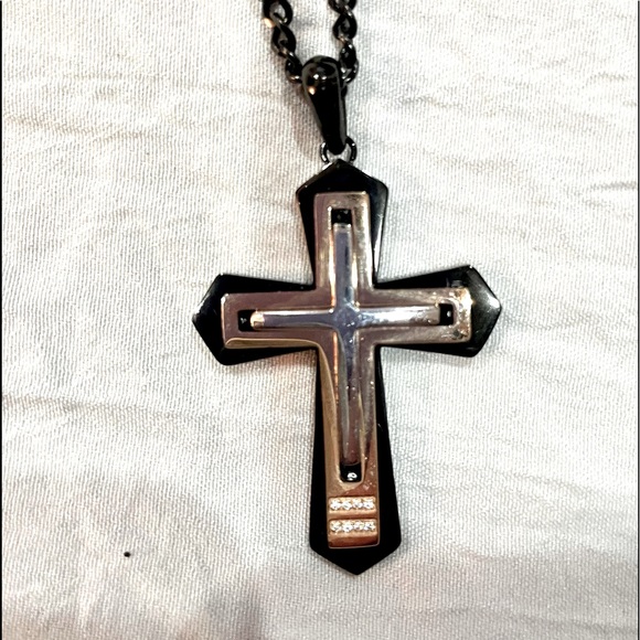 HELEN ANDREWS Stainless Steel Tricolor Cross w/Cubic Zirconia Pendant 24Inch NWT - Picture 4 of 11